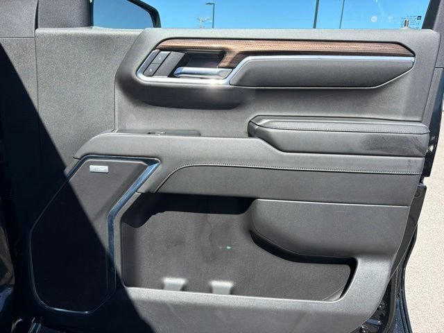 Used 2024 Chevrolet Silverado 1500 RST w/ Convenience Package II AWD/4WD image 9