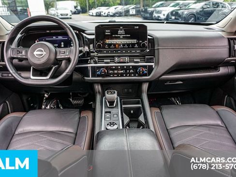 Used 2025 Nissan Pathfinder Platinum w/ Cargo Package AWD/4WD image 27
