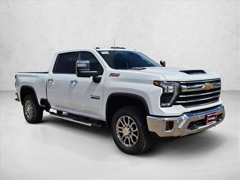 New 2026 Chevrolet Silverado 2500 LTZ w/ LTZ Texas Edition AWD/4WD image 7