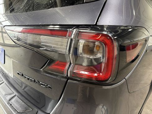 Certified 2025 Subaru Outback Onyx Edition image 17