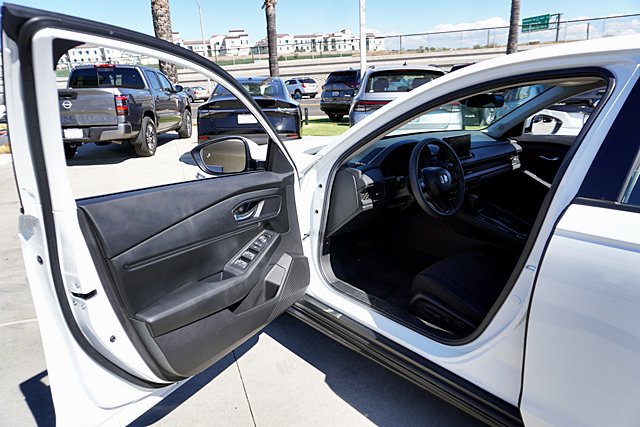Used 2024 Honda Accord EX image 44