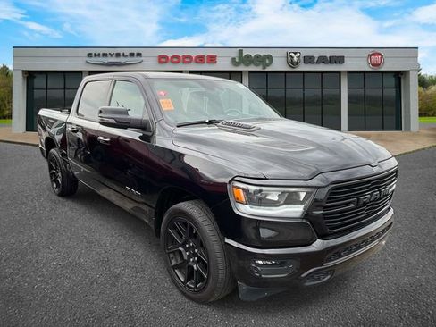 Used 2024 RAM 1500 Laramie AWD/4WD image 2