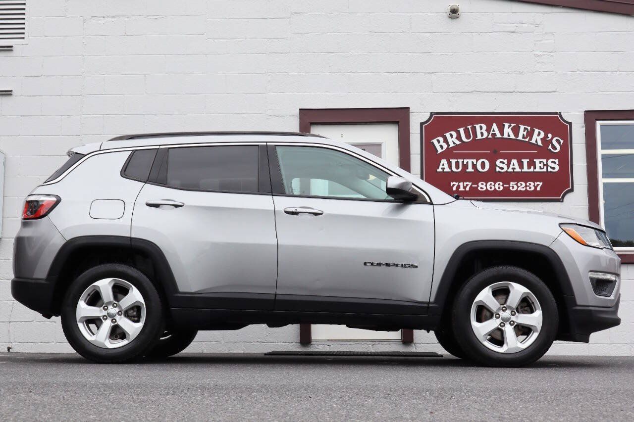 Used 2020 Jeep Compass Latitude w/ Popular Equipment Group AWD/4WD image 7