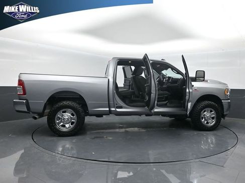 Used 2024 RAM 2500 Tradesman w/ Chrome Appearance Group AWD/4WD image 27