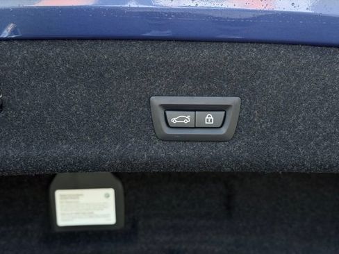 Used 2022 BMW M3 w/ Executive Package RWD image 11