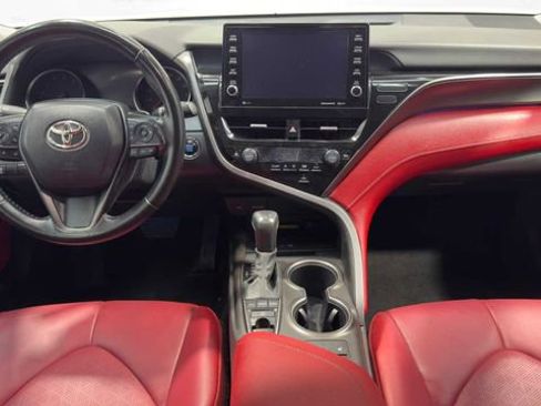 Used 2023 Toyota Camry XSE FWD image 17
