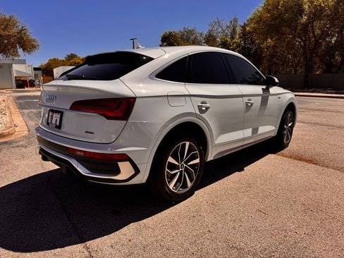 Used 2022 Audi Q5 2.0T Premium w/ Convenience Package AWD/4WD image 9