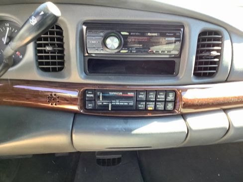 Used 2005 Buick Le Sabre Custom FWD image 27