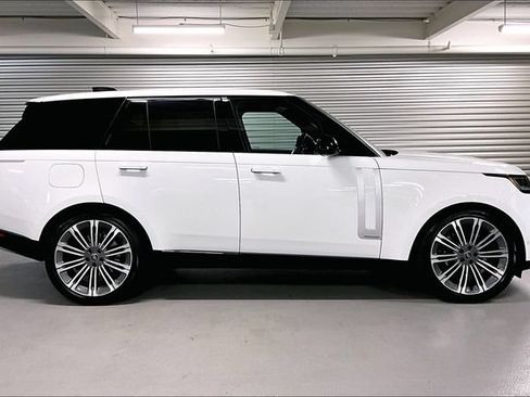 Used 2023 Land Rover Range Rover Autobiography AWD/4WD image 14