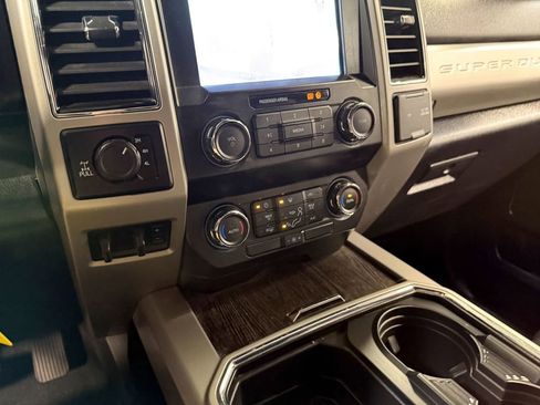 Used 2020 Ford F250 Lariat w/ FX4 Off-Road Package image 82