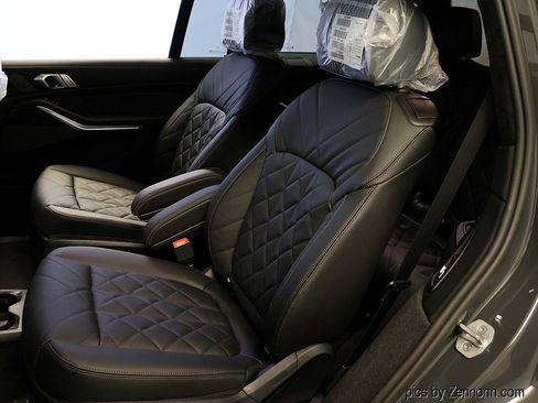 New 2026 BMW X7 xDrive40i w/ M Sport Package image 12