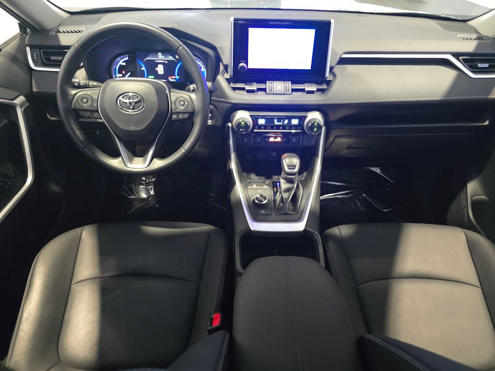 Used 2023 Toyota RAV4 XLE Premium AWD/4WD image 19