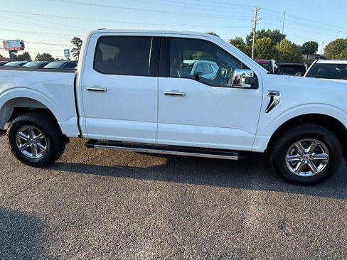 Used 2025 Ford F150 XLT w/ Equipment Group 301A Standard AWD/4WD image 7