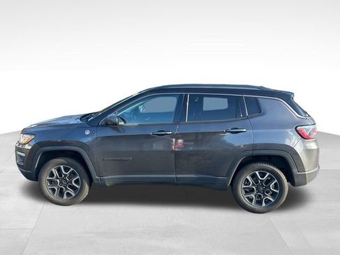 Used 2019 Jeep Compass Trailhawk image 9