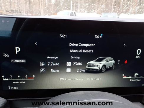 New 2026 Nissan Kicks SR w/ SR Premium Package FWD image 12
