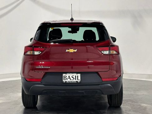 Used 2024 Chevrolet TrailBlazer LS FWD image 11