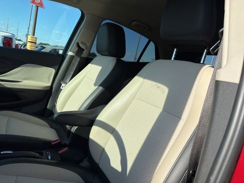 Used 2019 Buick Encore Sport Touring w/ Safety Package FWD image 17