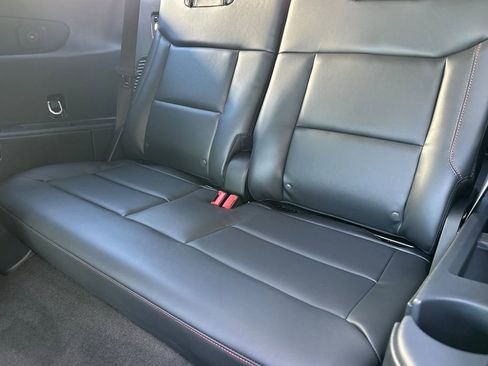 New 2026 Ford Explorer ST-Line w/ ST-Line Street Pack image 12