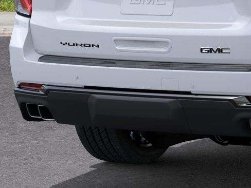 New 2026 GMC Yukon XL Denali Ultimate AWD/4WD image 14
