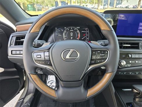 New 2025 Lexus ES 350 Ultra Luxury image 26
