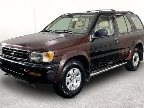 Used 1999 Nissan Pathfinder XE RWD image 13