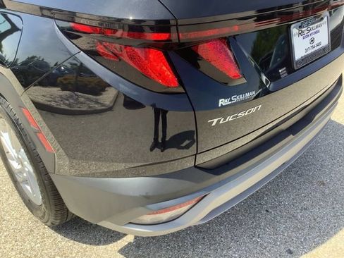Certified 2025 Hyundai Tucson SE FWD image 25