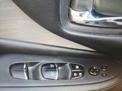 Used 2015 Nissan Murano Platinum w/ Platinum Technology Package AWD/4WD image 9