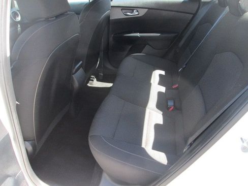 Used 2019 Kia Forte Sedan FWD image 11