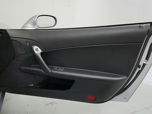 Used 2010 Chevrolet Corvette Grand Sport w/ Preferred Equipment Group RWD image 23