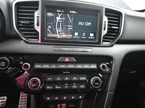 Used 2018 Kia Sportage SX image 13