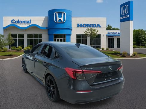 Used 2022 Honda Civic Sport image 4