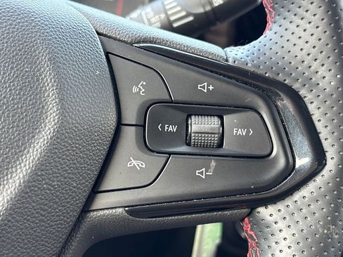 Certified 2024 Chevrolet Trax RS image 20