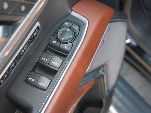 Used 2024 GMC Sierra 1500 Denali Ultimate AWD/4WD image 16