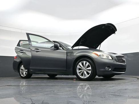 Used 2011 INFINITI M37 w/ Premium Pkg image 48