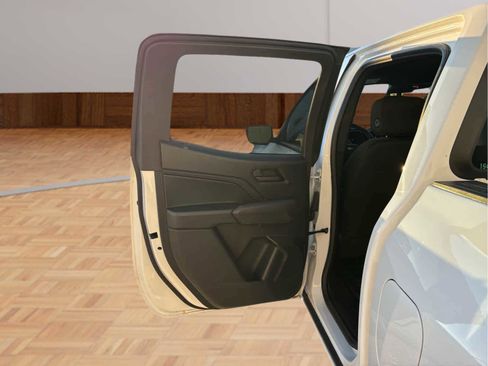 Used 2025 Chevrolet Colorado W/T w/ WT Convenience Package II image 11