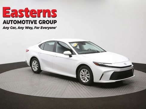 Used 2025 Toyota Camry LE FWD image 48