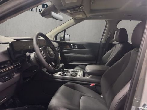 New 2026 Kia Carnival SX Prestige FWD image 11