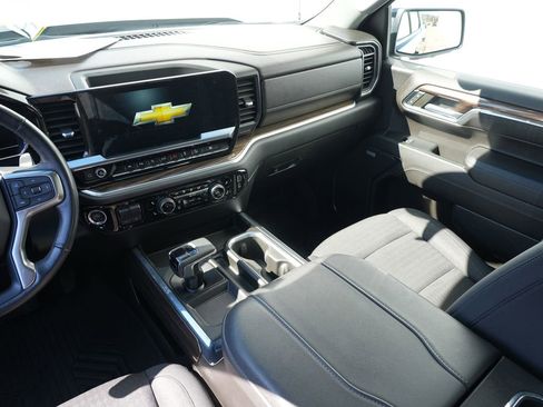 Used 2023 Chevrolet Silverado 1500 RST image 22