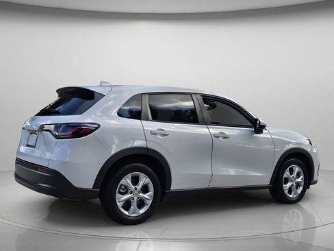 Used 2024 Honda HR-V LX image 7