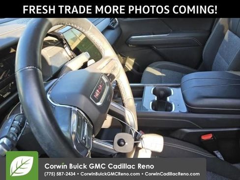 Used 2025 GMC Acadia Elevation image 5