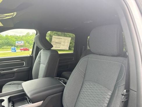 New 2026 RAM 2500 Big Horn AWD/4WD image 14