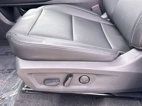 Certified 2025 Nissan Murano SL w/ Cargo Package AWD/4WD image 14