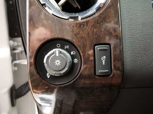 Used 2015 Ford F350 Platinum AWD/4WD image 27
