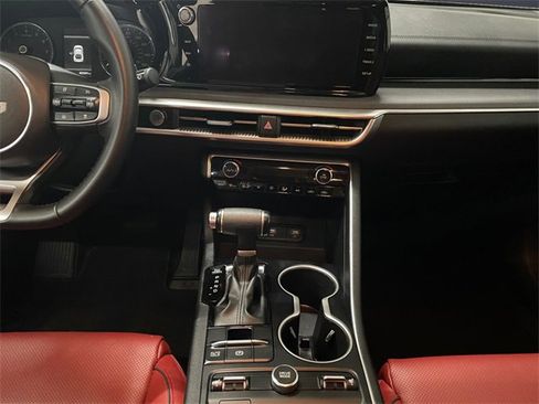 Used 2024 Kia K5 GT-Line w/ GT-Line Premium Package image 11