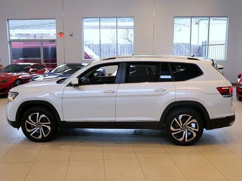 Used 2023 Volkswagen Atlas SEL image 3