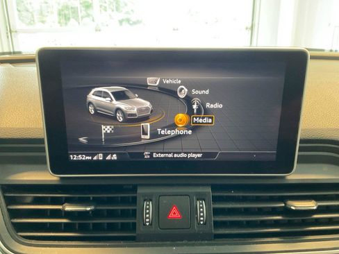 Used 2018 Audi SQ5 Prestige AWD/4WD image 20