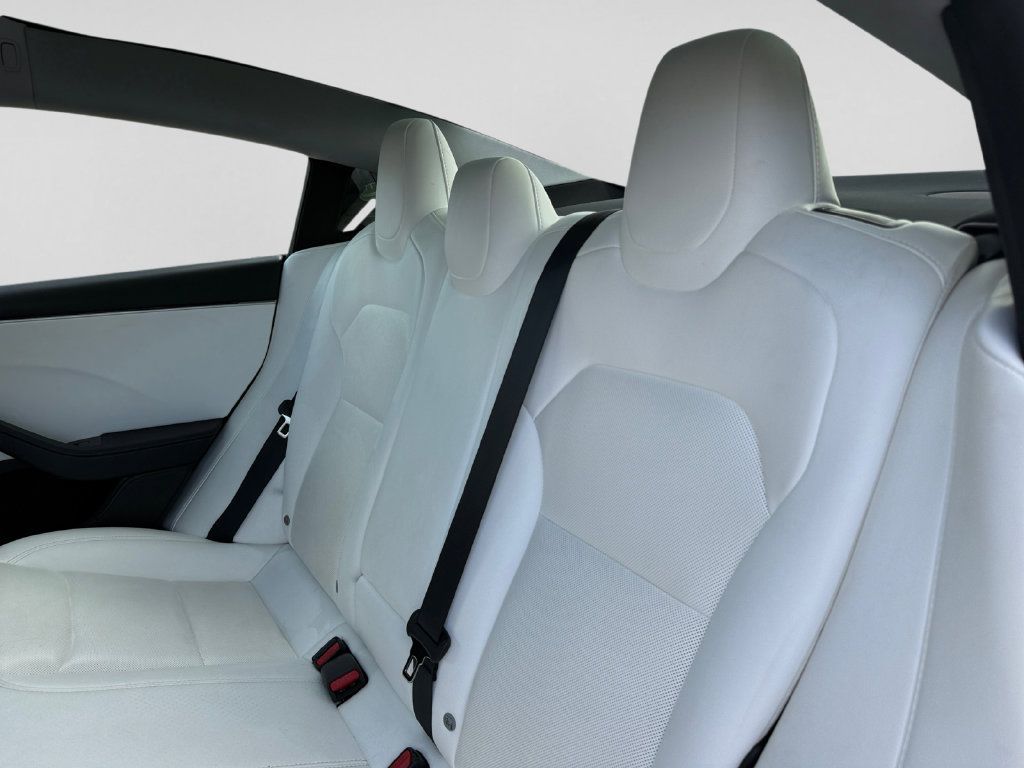 Used 2024 Tesla Model 3 Performance AWD/4WD image 31