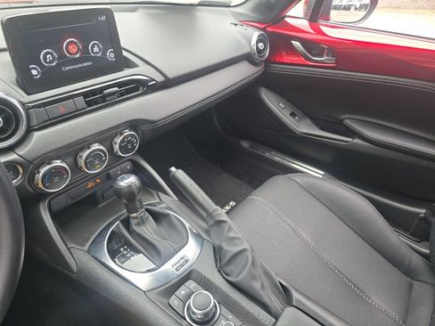 Used 2022 MAZDA MX-5 Miata Grand Touring RWD image 27