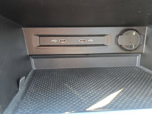 Used 2024 Volkswagen Taos S image 15