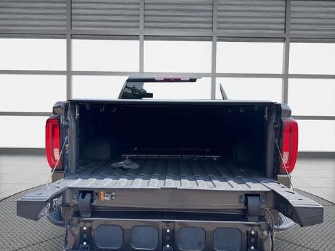 Used 2019 GMC Sierra 1500 AT4 w/ AT4 Premium Package AWD/4WD image 41